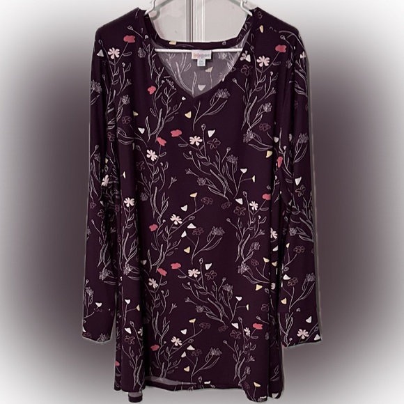 LuLaRoe Tops - Plum LuLaRoe Elizabeth Tunic